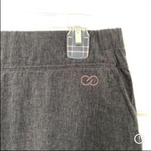 CALIA by Carrie Underwood Gray Joggers Pockets